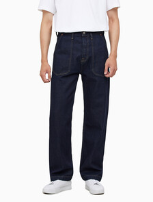 Buy 남성 스트레이트핏 린스 데님 in color CK RAW SELVEDGE