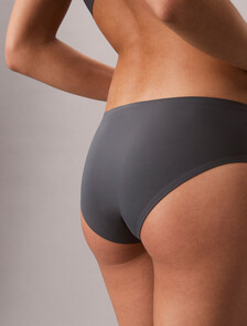 Buy 여성 인비져블 마이크로파이버 스트레치 AF 힙스터 in color DARK GREY