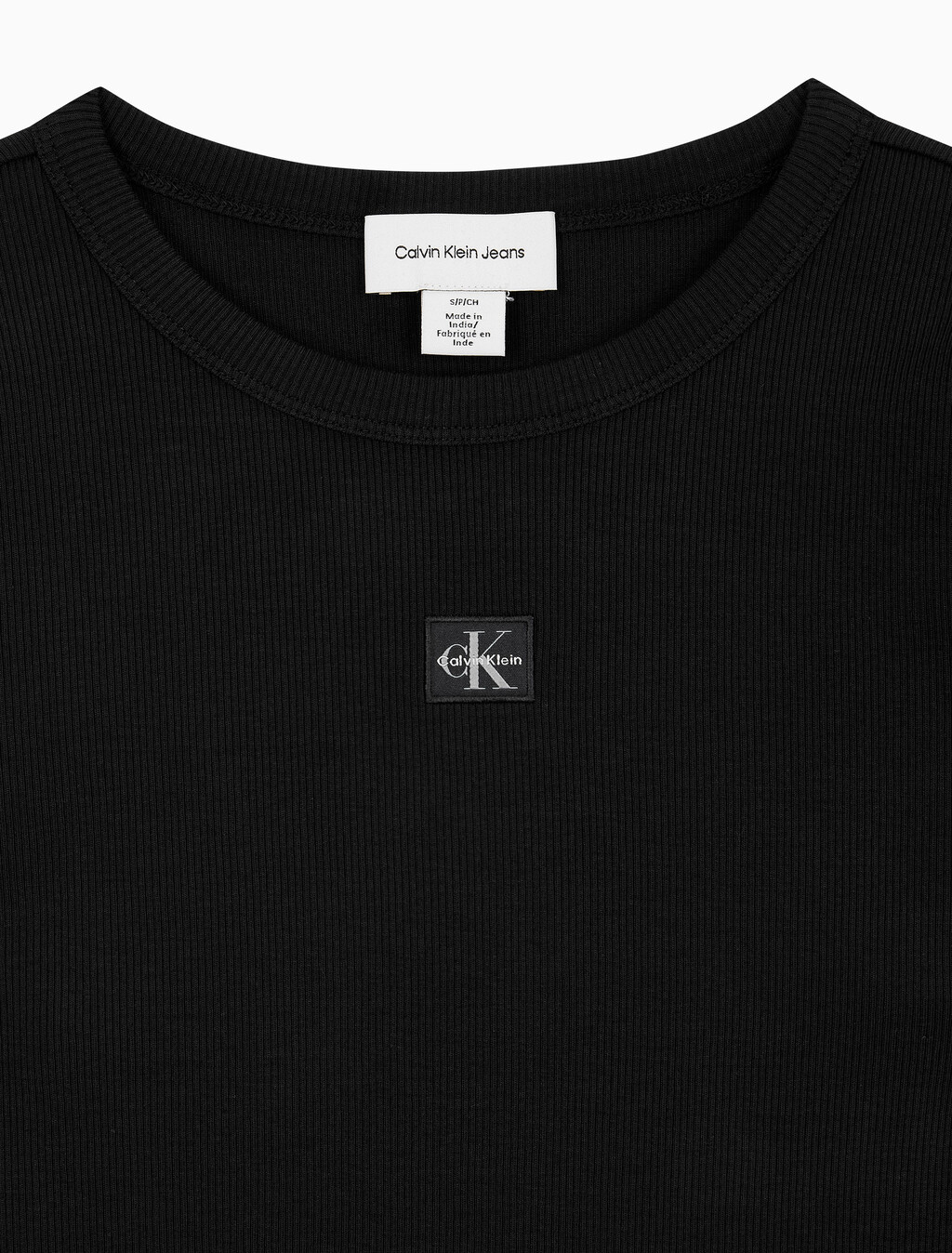 Buy 여성 우븐라벨 크루넥 롱슬리브 탑 in color BLACK