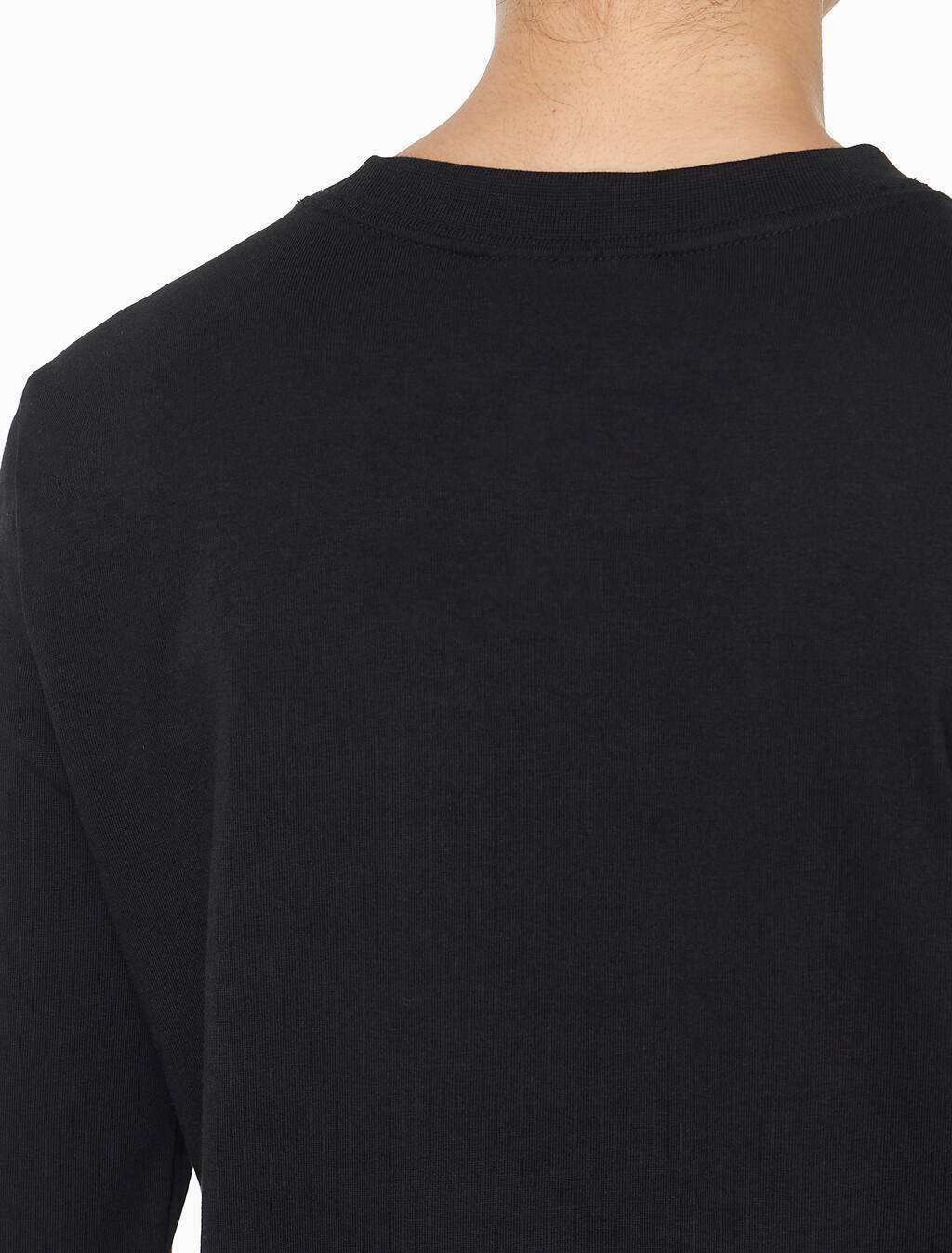 Buy 여성 L/S 아카이브 로고 크루넥 티셔츠 in color BLACK