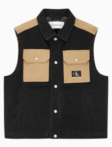 Buy 남성 캔버스 포켓 데님 베스트 in color WASHED BLACK LOGO LACE