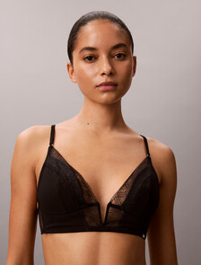 Buy 여성 CK 블랙 지오 레이스 트라이앵글 in color BLACK