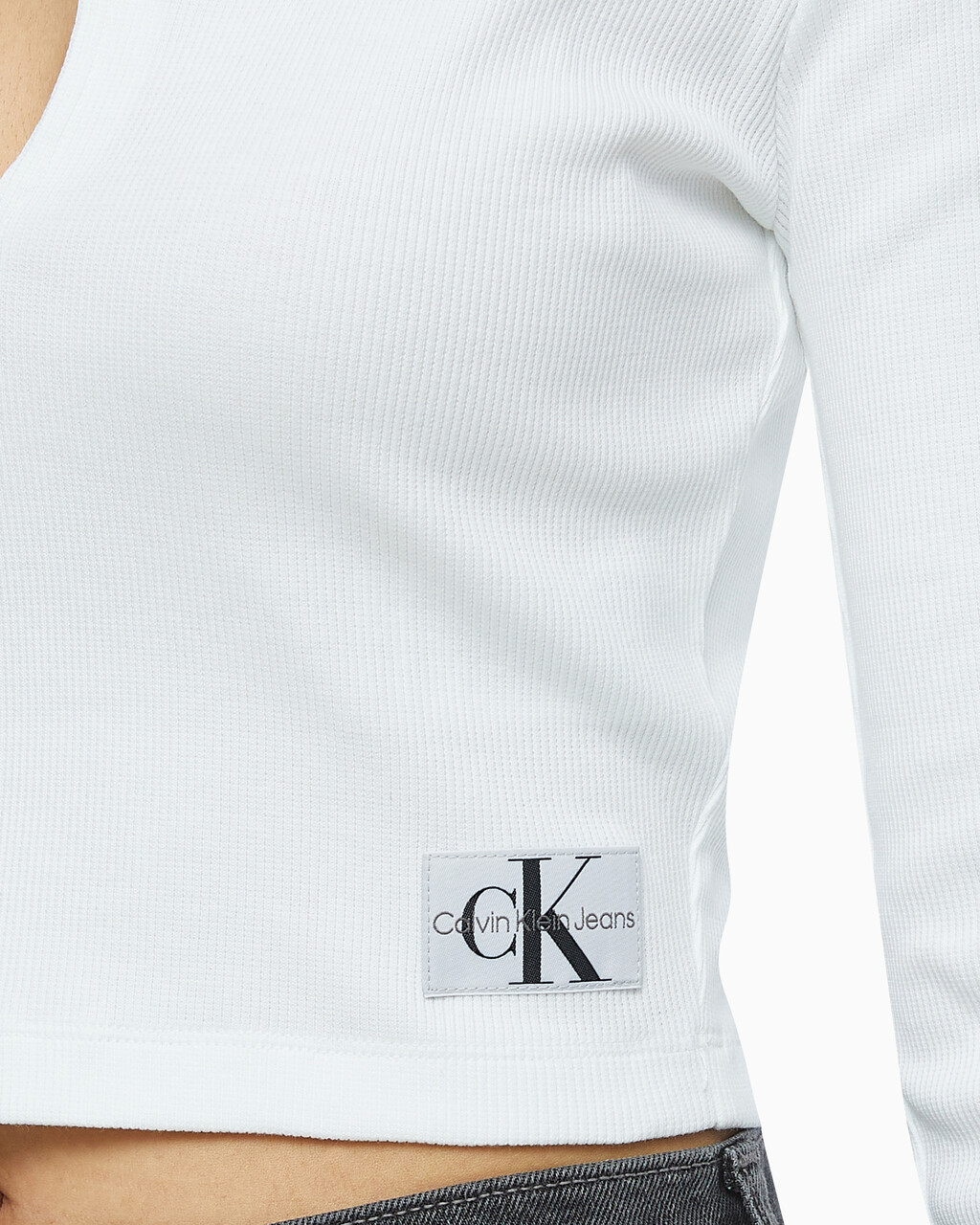 Buy 여성 스플리트 카라 립 롱 슬리브 in color BRIGHT WHITE