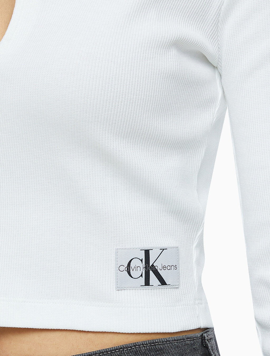 Buy 여성 스플리트 카라 립 롱 슬리브 in color BRIGHT WHITE