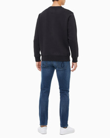 Buy 남성 레귤러핏 CK 뱃지 로고 기모 스웨트셔츠 in color CK BLACK