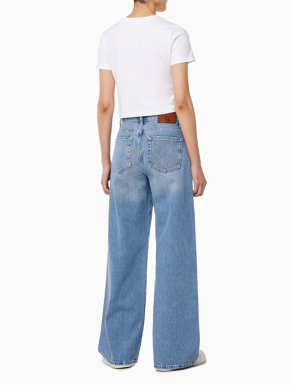 Buy 여성 와이드핏 라이트블루 텐셀 데님 in color BLUE LYLE