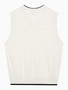 Buy 남성 엠보스드 스웨터 베스트 in color WHITE