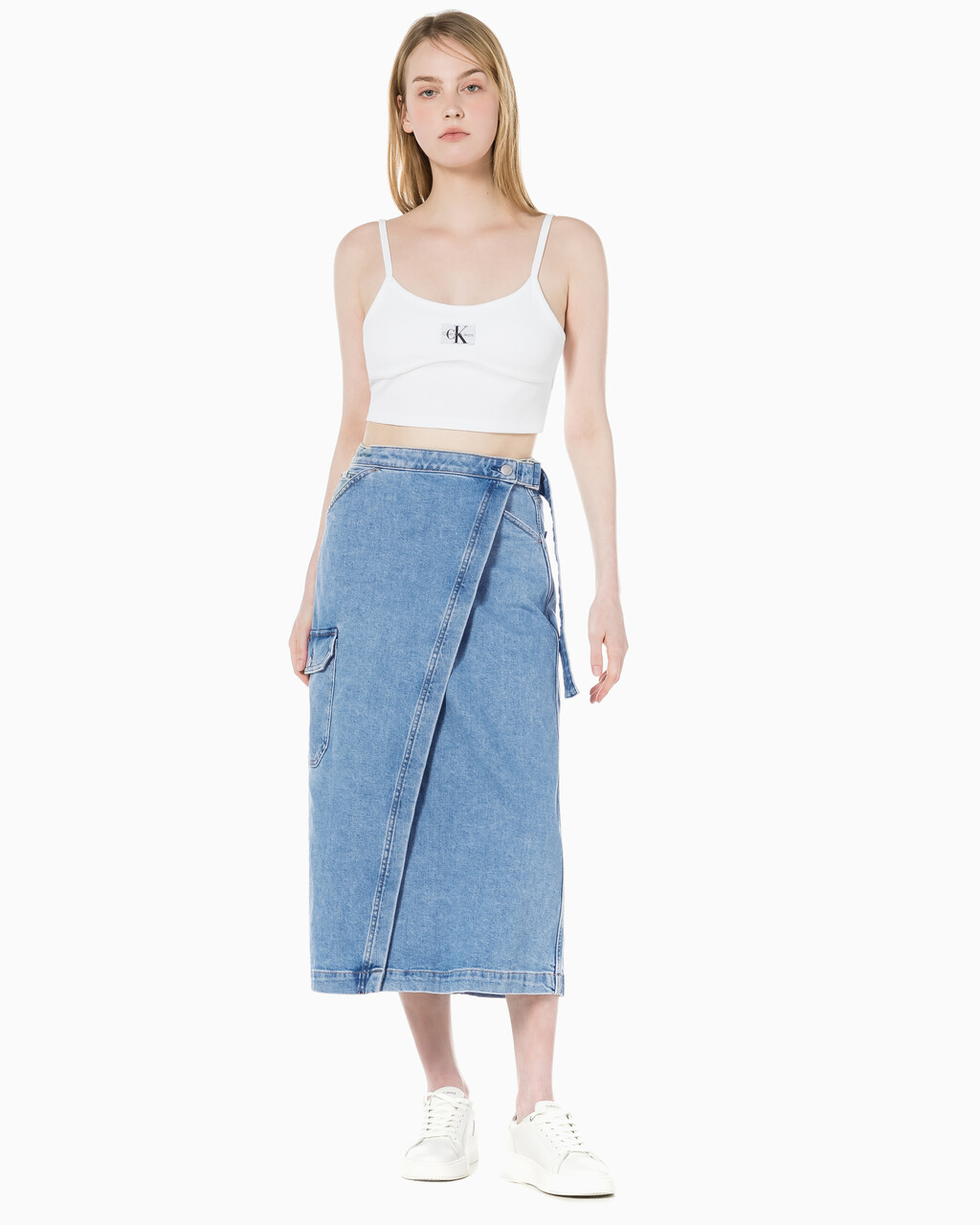 Buy 여성 맥시 데님 랩 스커트 in color 028A CHALKY BLU