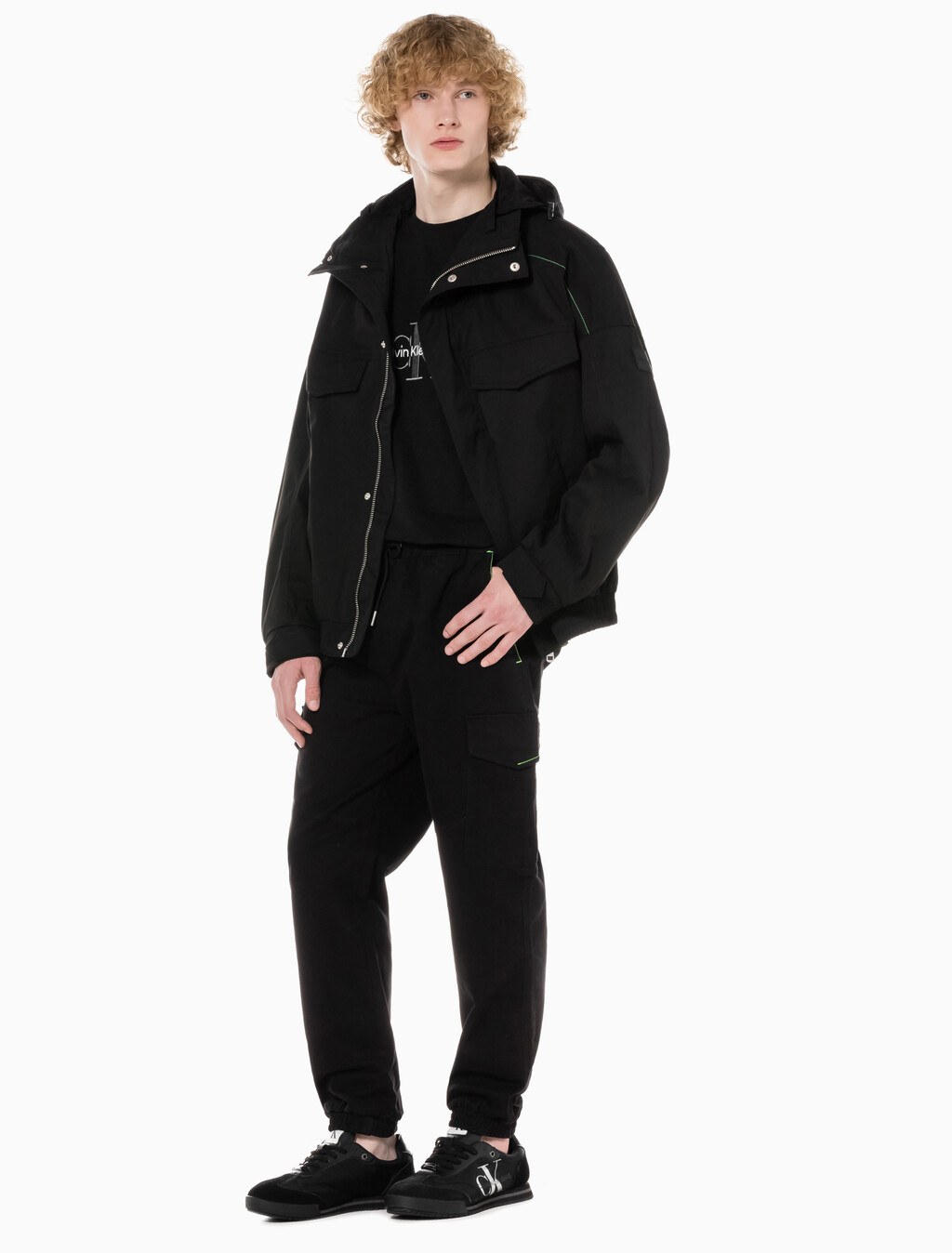 Buy 남성 워시드 카고 팬츠 in color CK BLACK