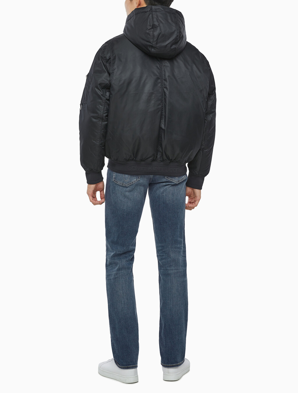 Buy 남성 후디 보머 다운 자켓 in color CK BLACK