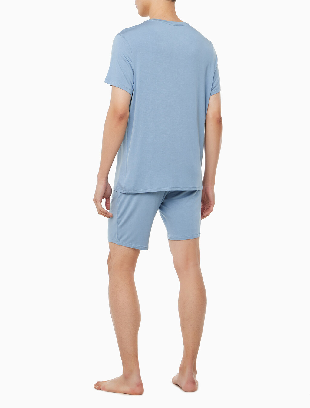 Buy 남성 울트라 소프트 모달 슬립 반팔 헨리넥 in color BLUE