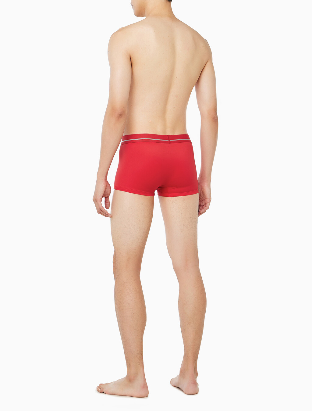 Buy 남성 뉴 사인 로고 로우 라이즈 트렁크 in color Red