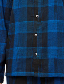 Buy 여성 플란넬 파자마 롱슬리브 탑 in color BLACK FLANNEL