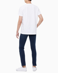 Buy 남성 레귤러핏 인스티튜셔널 로고 스트레치 반팔 티셔츠 in color BRIGHT WHITE