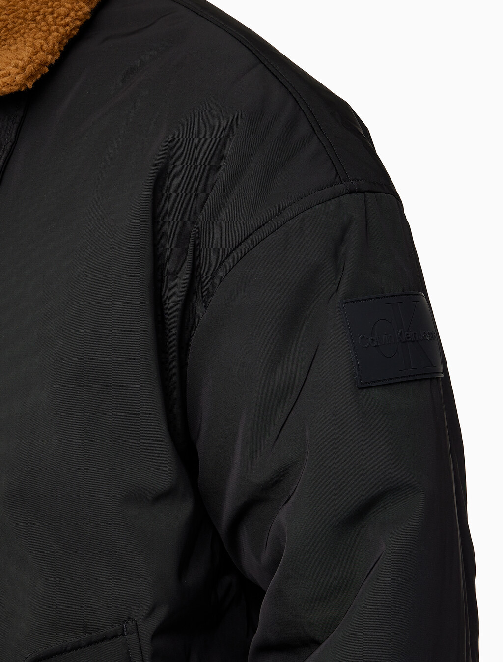 Buy 남성 리버서블 쉐르파 봄버 in color CK BLACK