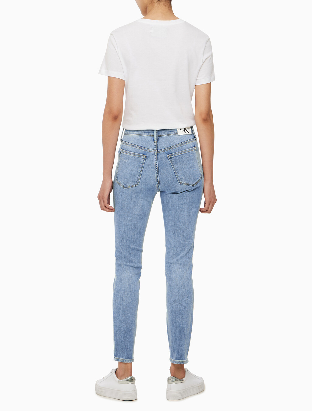 Buy 여성 하이라이즈 스키니핏 앵클 미드블루 에코 쿨 데님 in color MID BLUE BACK EMBRO