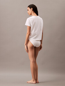 Buy 여성 100% 코튼 슬립웨어 클래식 티셔츠 in color WHITE