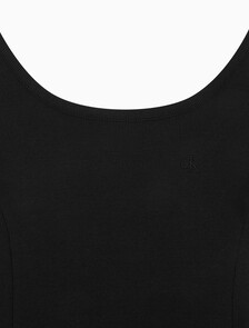 Buy 여성 스쿱넥 립 반팔 티셔츠 in color BLACK