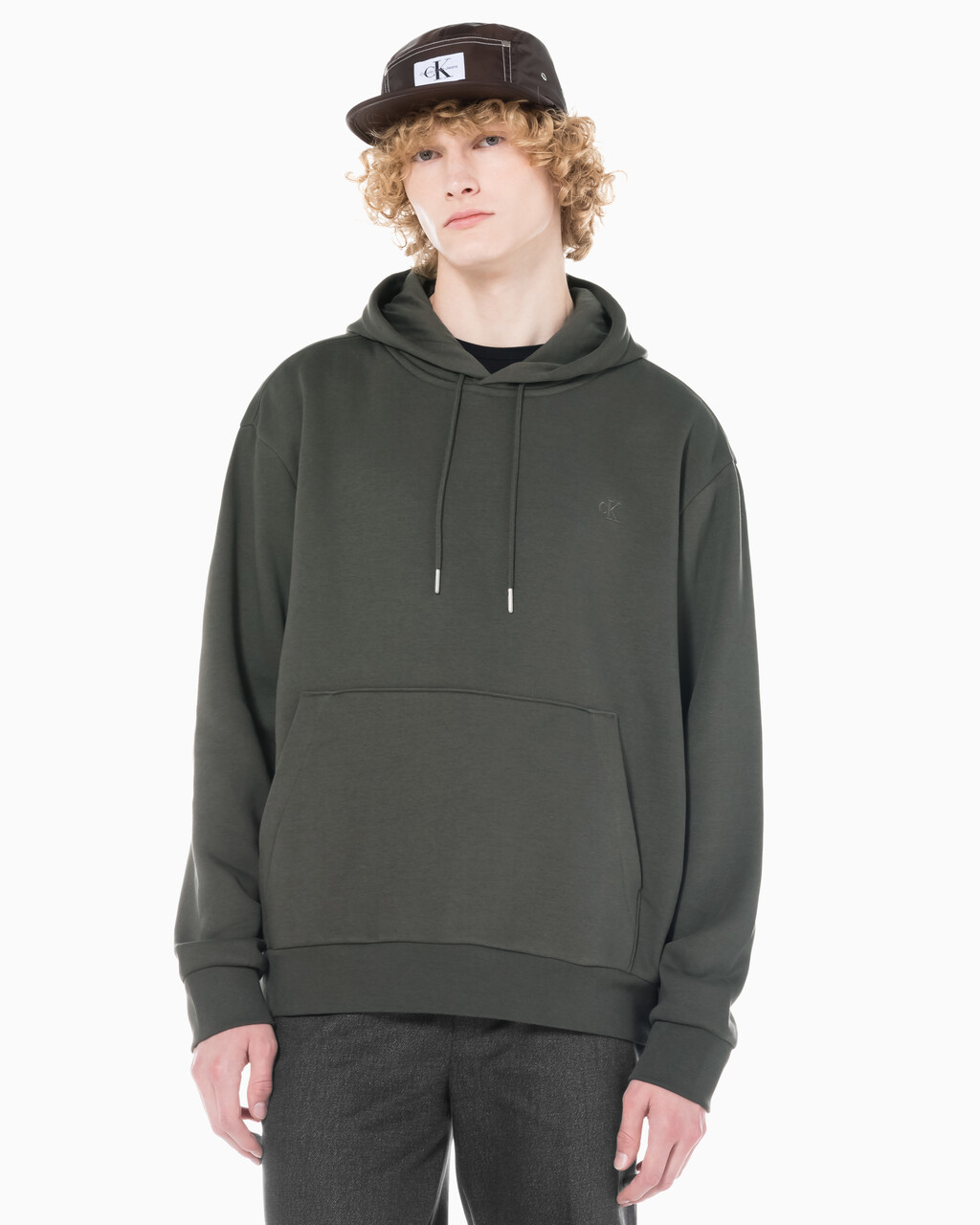 Buy 남성 롱슬리브 아카이브 플리스 후디 in color CHARCOAL