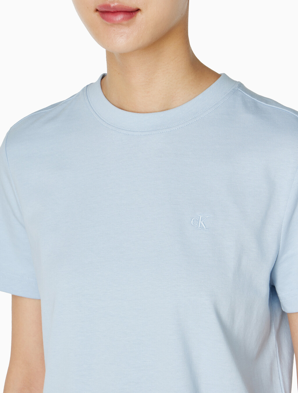 Buy 여성 아카이브 로고 크루넥 티셔츠 in color LIGHT BLUE