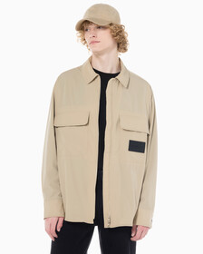 Buy 남성 오버사이즈핏 프리미엄 에센셜 집업 셔츠 in color TRAVERTINE