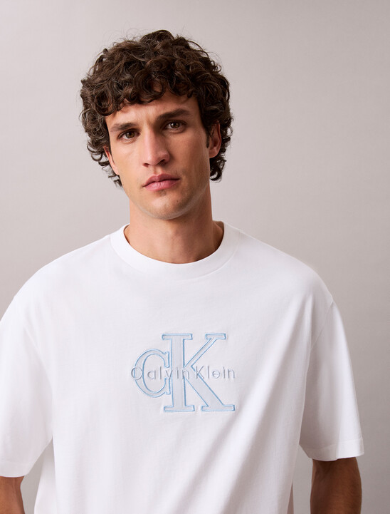 엘리베이티드 모노로고 티