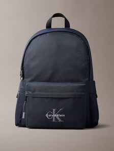 Buy 남녀공용 볼드 로고 나일론 캠퍼스 라운드 백팩 in color DARK SAPPHIRE