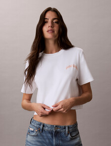 Buy 여성 슬릭 인터록 크롭드 티 in color BRIGHT WHITE