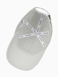 Buy 남녀공용 CKJ 타이틀케이스 로고 볼캡 in color MIRAGE GRAY