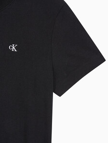 Buy 여성 릴렉스핏 아카이브 로고 크루넥 반팔 티셔츠 in color BLACK BEAUTY