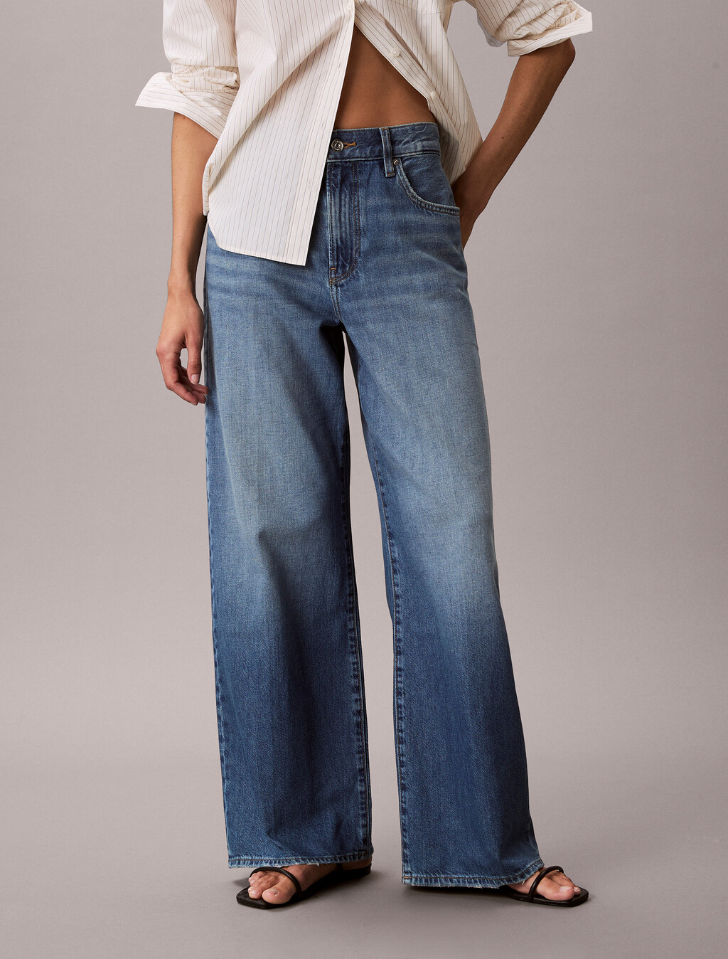 Buy 여성 와이드레그 리넨 데님 in color Mid Blue